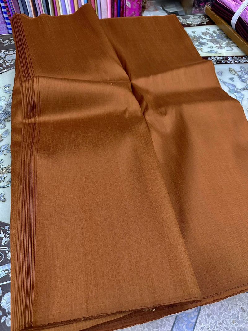 Thai Silk Plain Weave Coarse Handwoven Coarse texture (SKU-40599)