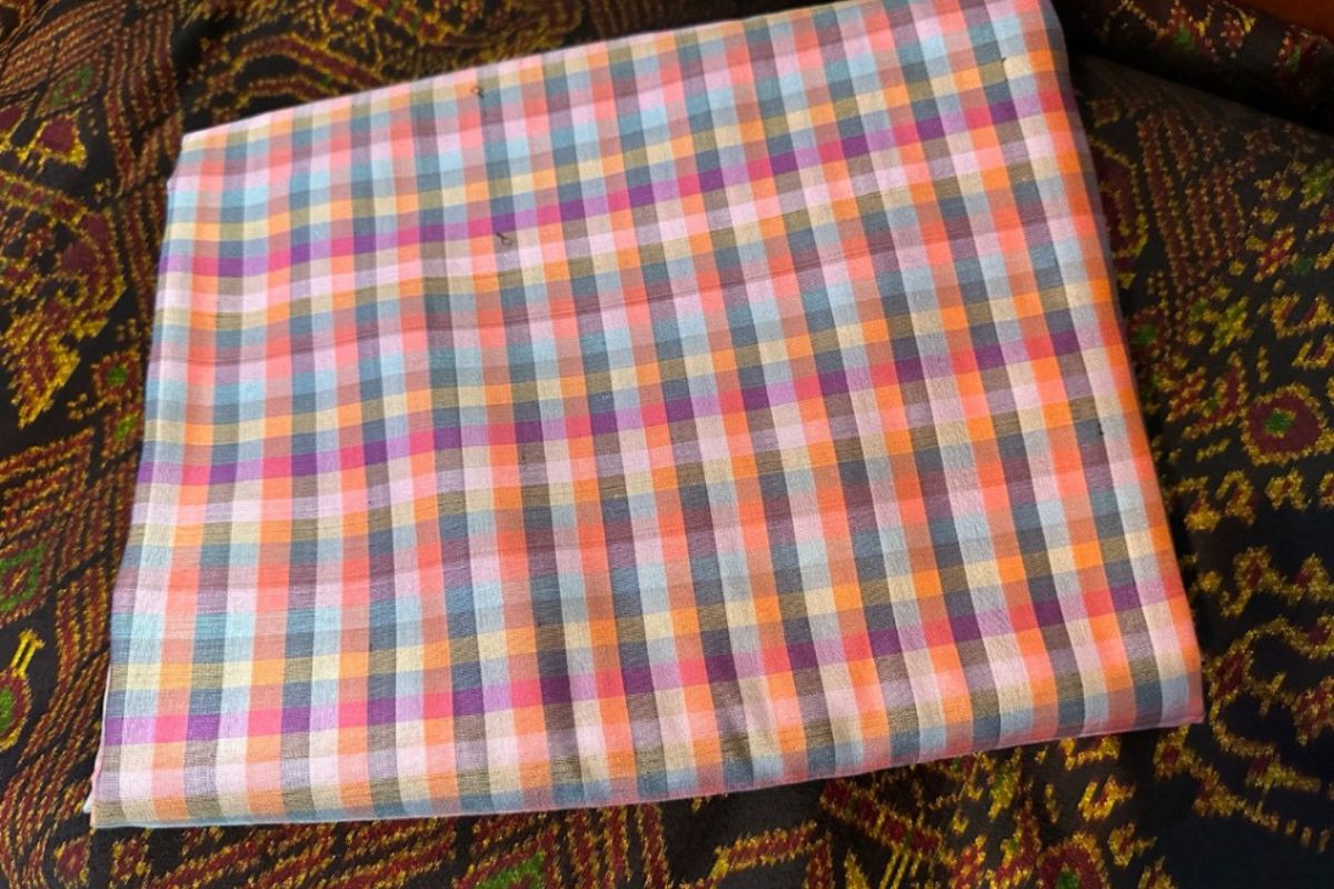 Thai Silk Checked / Plaid Weave Coarse texture (SKU-17984)