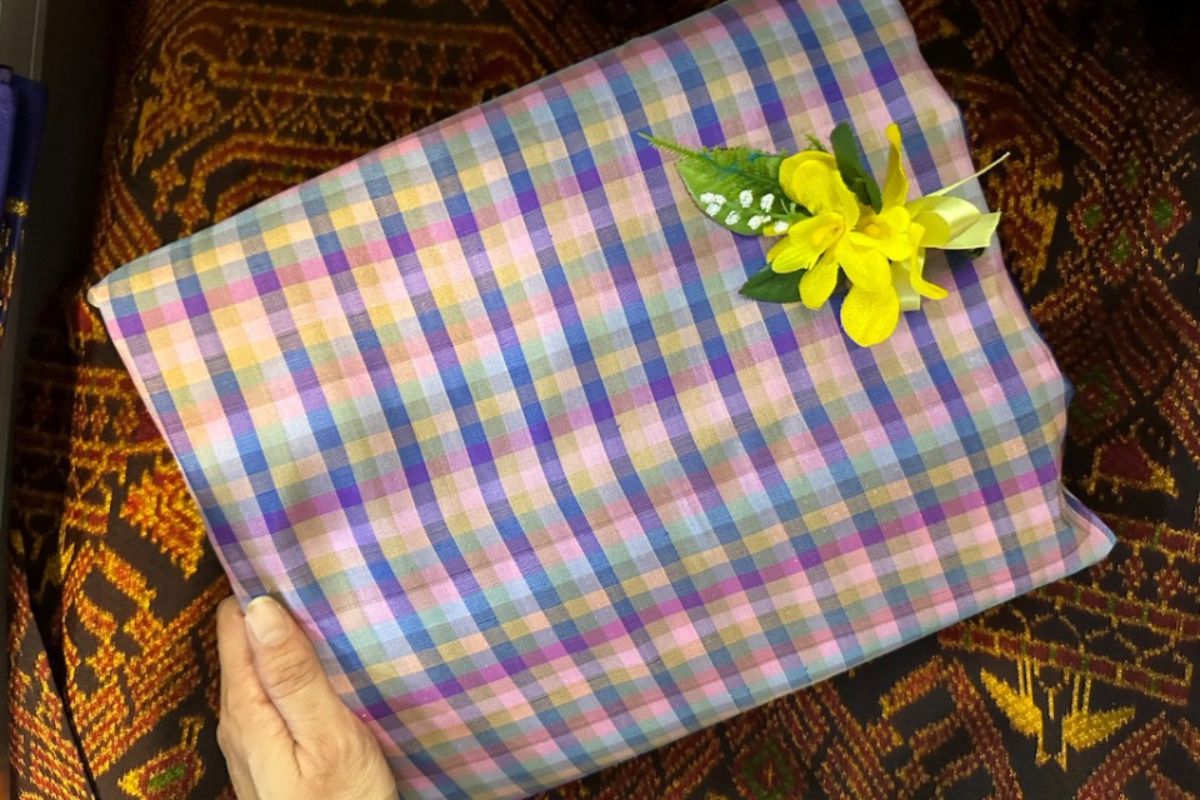 Thai Silk Checked / Plaid Weave Coarse texture (SKU-17994)