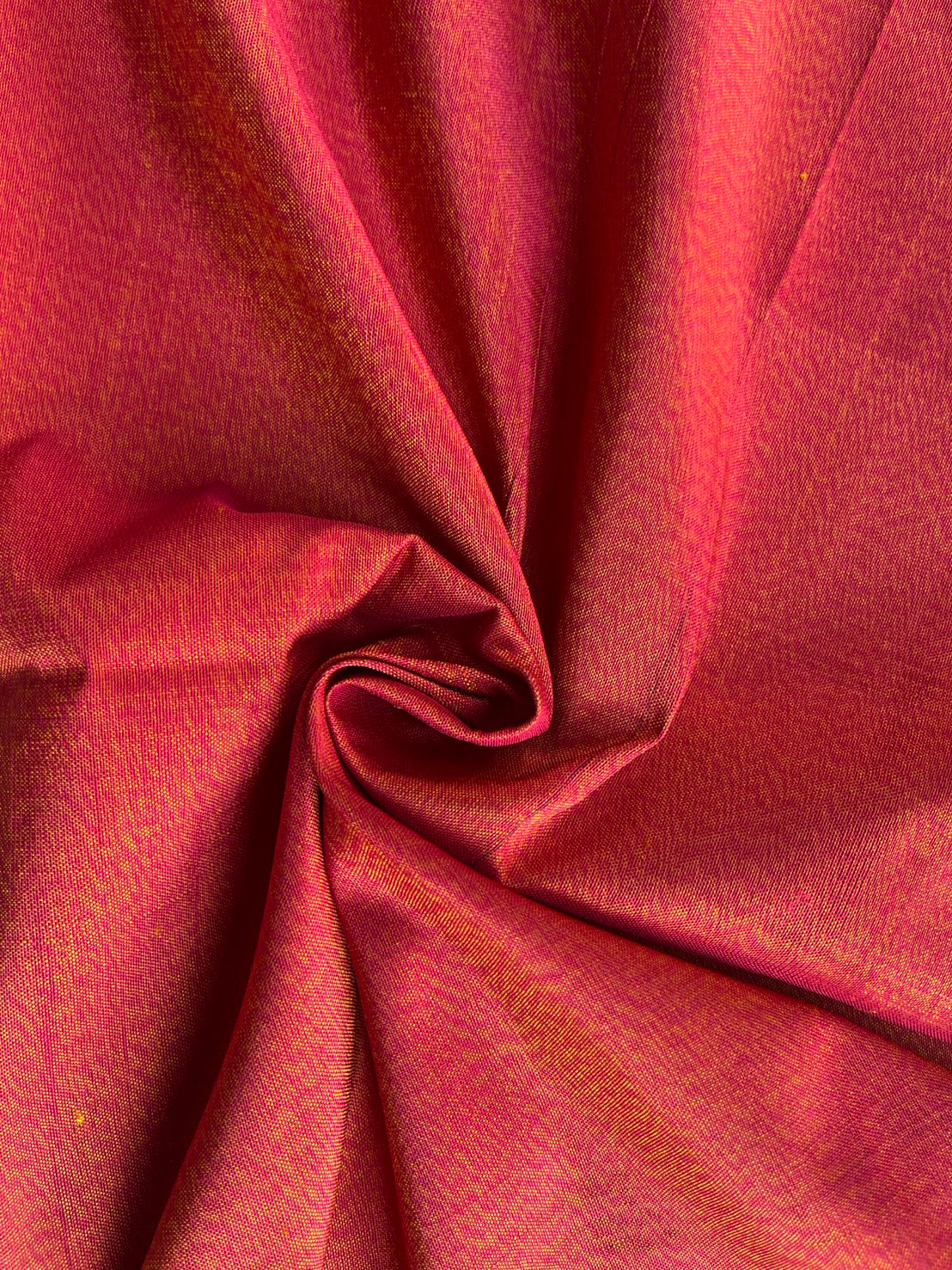 Thai Silk Iridescent / Shot Silk Orange (SKU-39282)