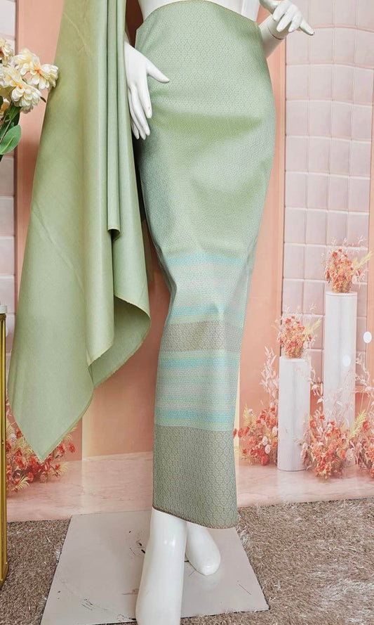 (Dress cloth) plain colored silk with stripes (2 yards of plain cloth + 2 yards of sarong) light green shade, code B7C-SN-040616309