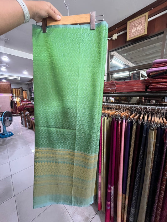 Surin silk skirt, real silk, size 1x2 meters, Koh Choeng Din Thong, green background, code N11-NY-0725671424