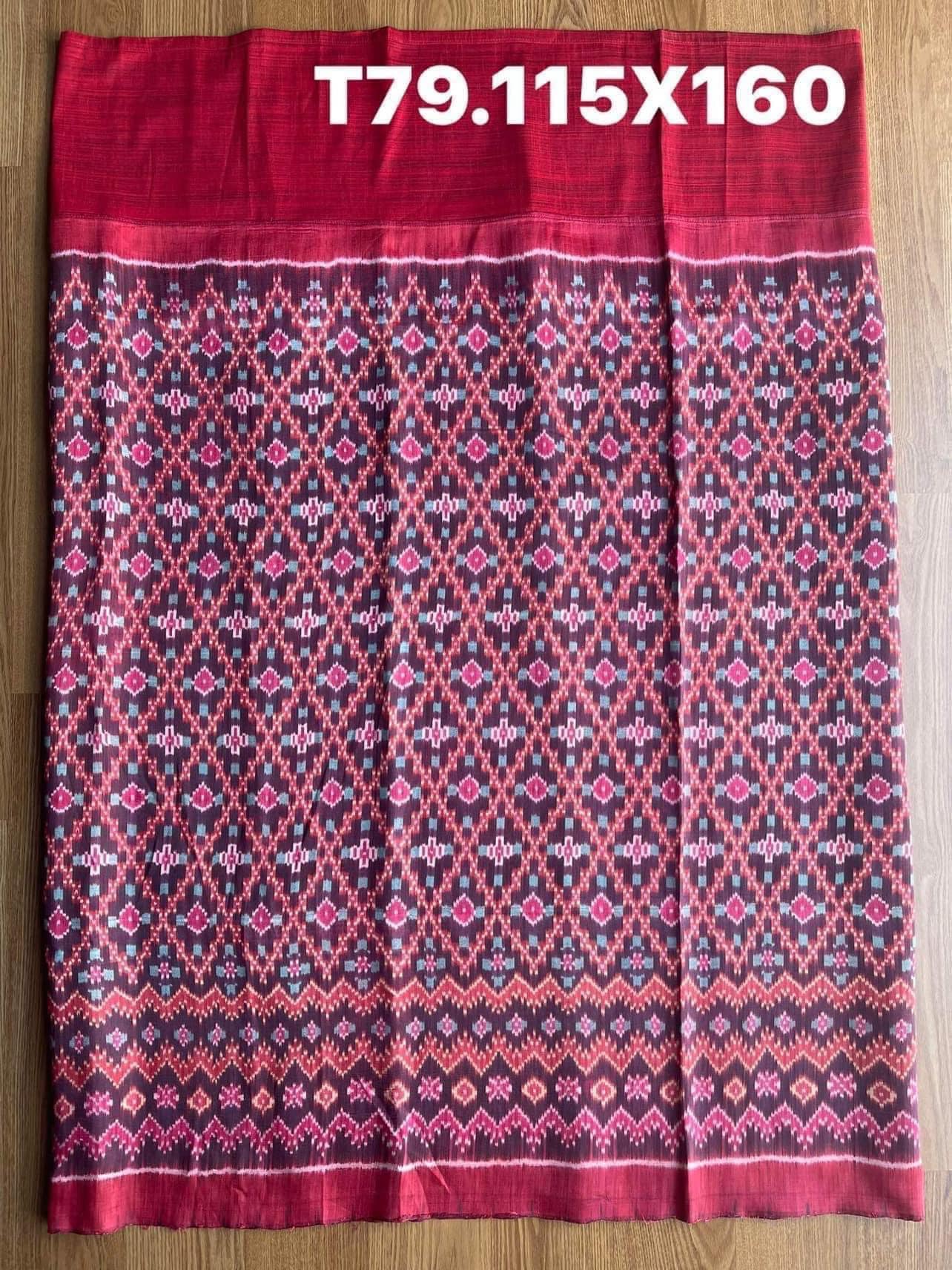 Battambang sarong, natural color, 3-tap cham cloth, size 115x160cm, red background, code N9-SIL-T79