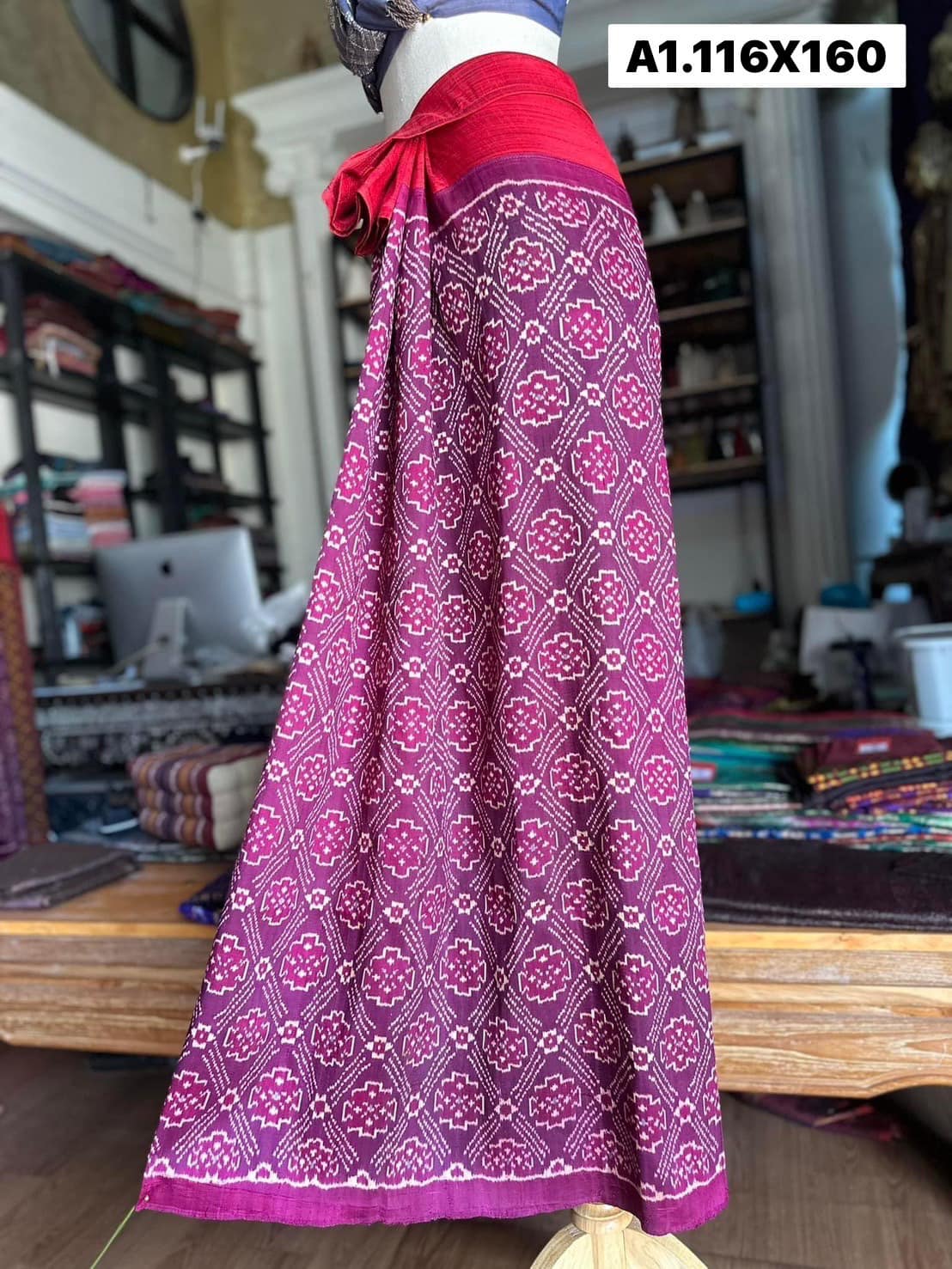 Battambang skirt, Baan Sao Hand silk, natural color, size 116x160cm, purple-pink, code N9-SIL-A1