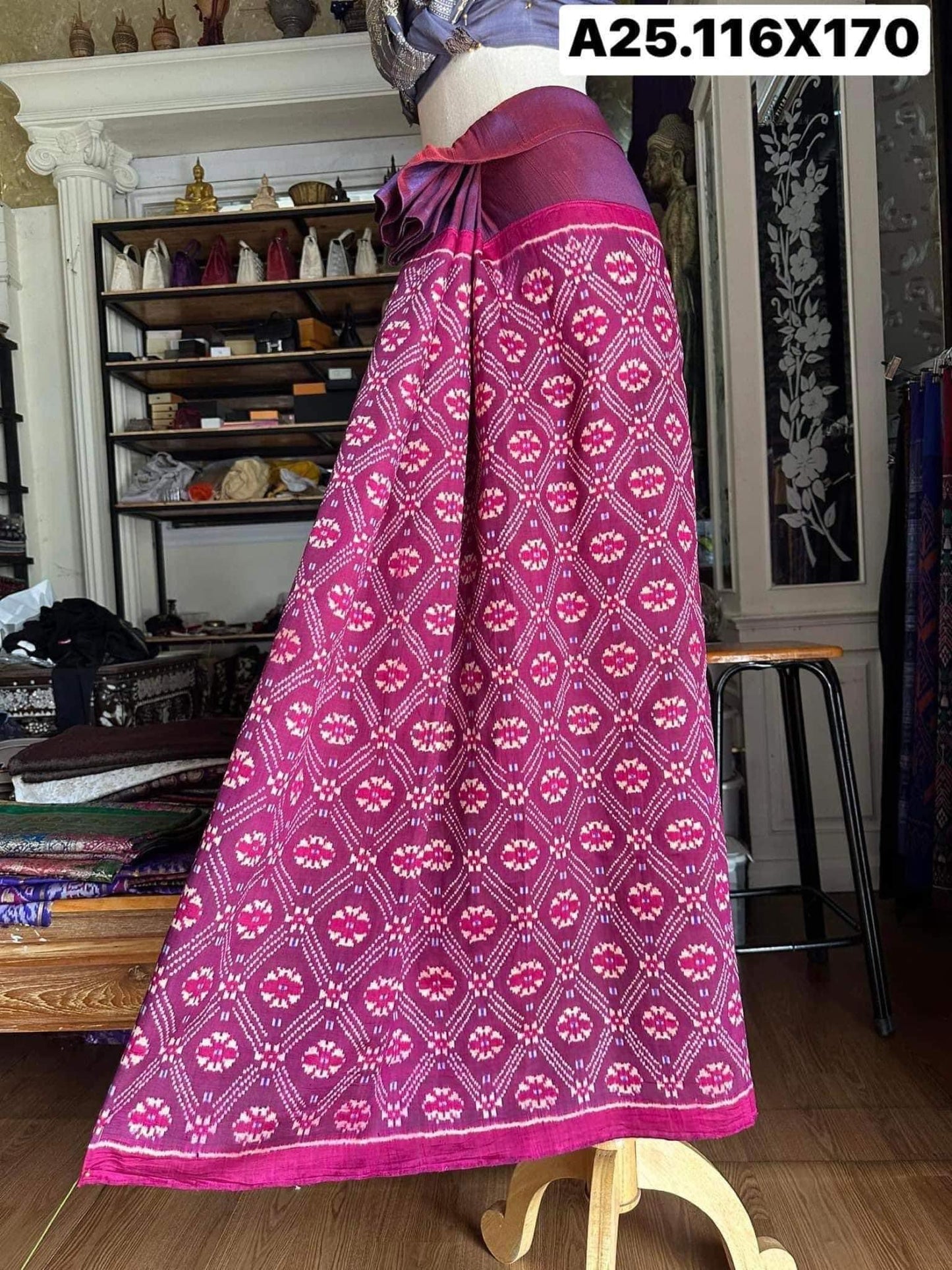 Battambang skirt, Baan Sao Hand silk, natural color, size 116x170cm, pink-purple, code N9-SIL-A25