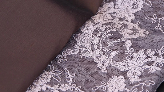 (Dress cloth) 2 strands of silk, size (4 yards + 2 meters of lace), burnt brown, code L10A-CT-1020074