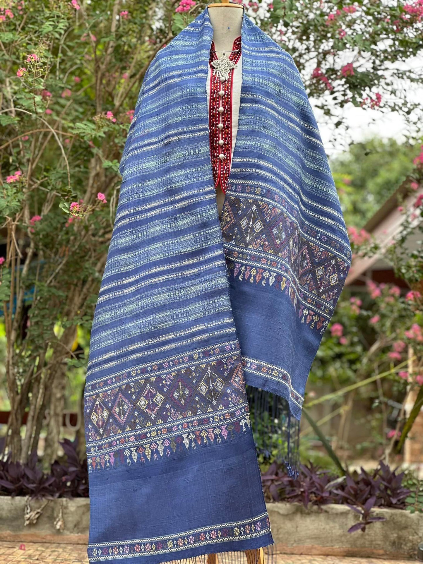 Khit shawl, Baan silk, size 50x250cm, blue background, code Z-PT0524666