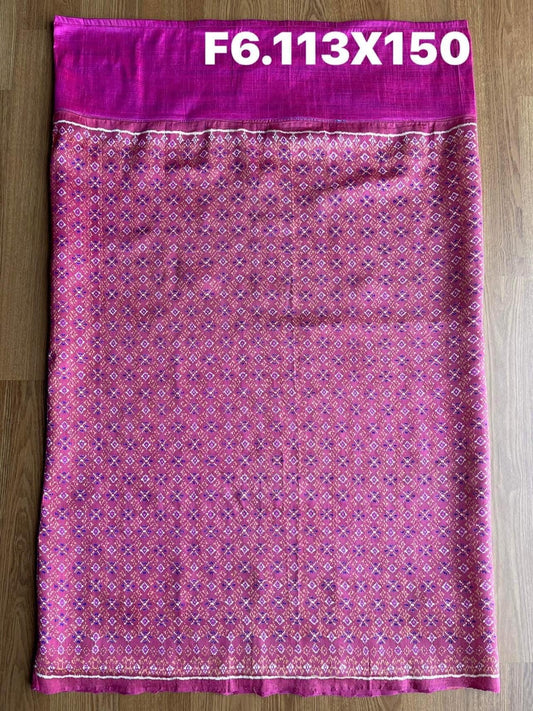 Battambang sarong, natural color, 3-tap cham cloth, size 113x150cm, pink background, code N9-SIL-F6