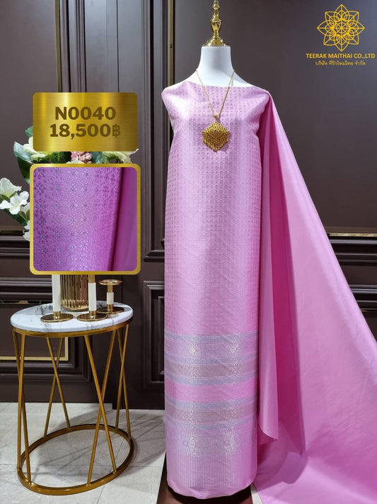 (Dress cloth) Genuine silk, pink Lamphun flowers, silver tinsel (plain color 2 meters + pattern 2.4 meters), pink, code N90-29-N0040