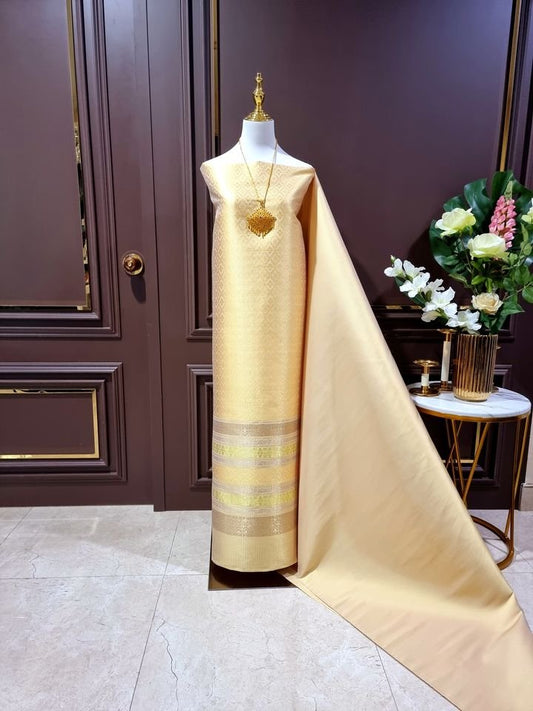 (Dress cloth) pure silk from Lamphun Gold tinsel (ground color 2 meters + pattern 2.4 meters) yellow, code N90-29-TR0101