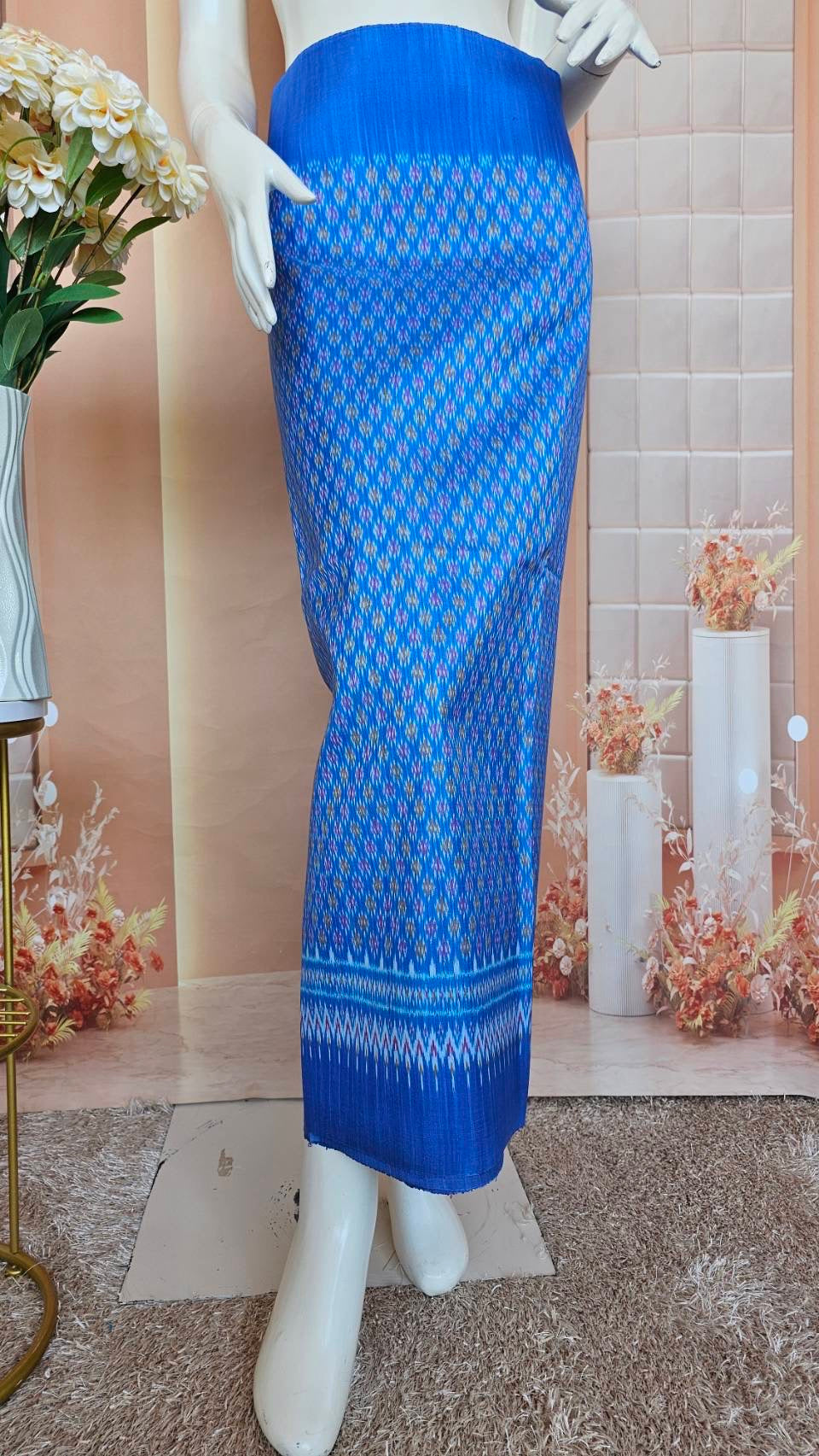 Mudmee silk sarong, 2 takor, size 1x2 yards, local pattern, blue, code R1Q-SN-0306679