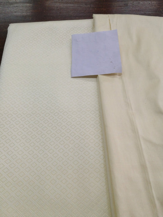 (Dress cloth) plain colored silk, can be cut in 1 set (2 yards of plain cloth + 2 yards of sarong), ivory cream color, code BC-NY0916662