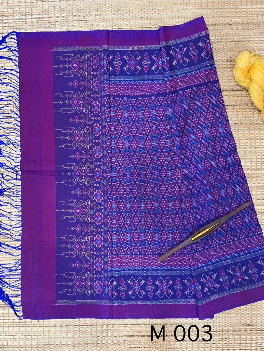 Mudmee silk sarong, real silk, 6 tassels, has a front, ruffled hem, size 1x2 meters, purple-blue color, code L9A-AA-M003.