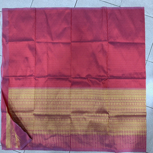 Sin Yok Surin silk, 100% pure silk, 32 tako, size 1x2 meters, red background N11-AA10176610271