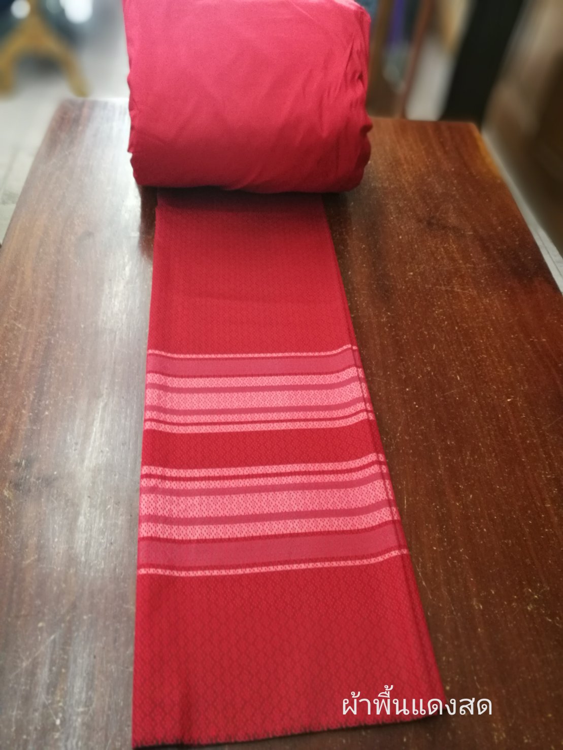 (Dress cloth) plain colored silk with stripes (ground cloth 2 meters + pattern 2 yards) bright red, code BC-NY06026616