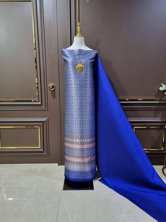 (Dress cloth) Lamphun silk, bright blue, raised flowers, silver tinsel (solid color 2 meters + pattern 2.4 meters), blue, code N90-29-PR016