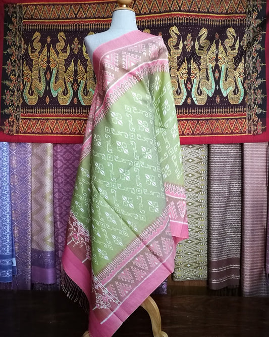 Mudmee silk skirt, real silk, natural color, 6 tako, size 1x2 meters, light green background, code L1-NY-10276611177