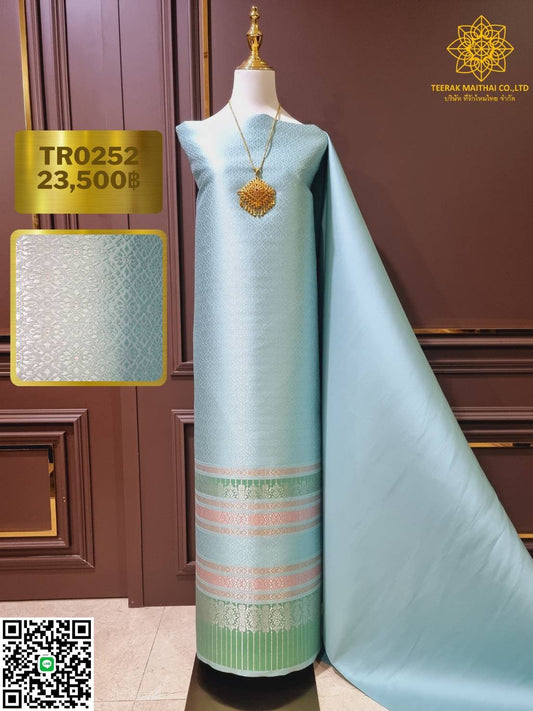 (Dress cloth) Lamphun silk, mint green, silver tinsel (plain color 2 meters + pattern 2.4 meters), green, code N90-29-TR0252