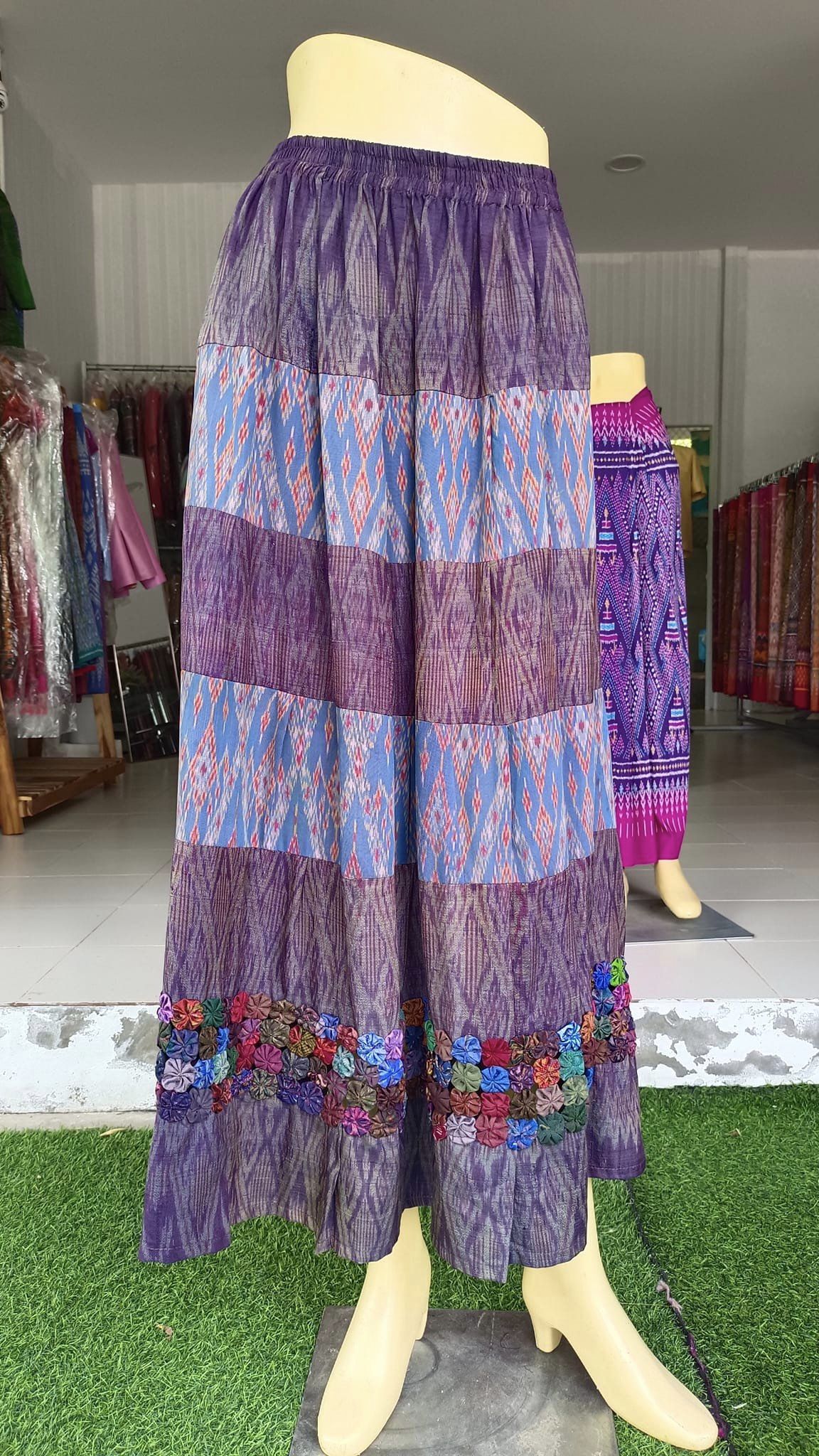 old silk skirt Sewing from real silk, hand-woven, purple-blue flowers, code WM-ND-05246708284.