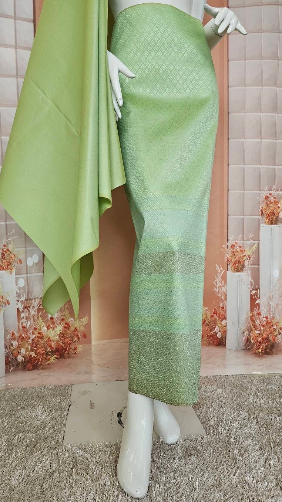 (Dress cloth) plain colored silk with stripes (2 yards of plain cloth + 2 yards of sarong) shade of green, code B7C-SN-0515671