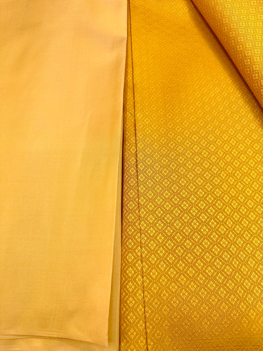 (Dress cloth) plain colored silk, can be cut in 1 set (2 meters of plain cloth + 2 meters of sarong), shade of golden yellow, code BC B-ST-123066+C