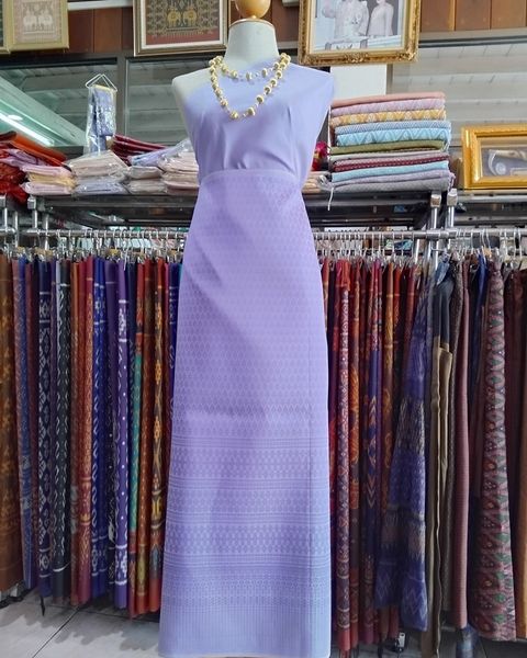 (Dress fabric) Surin silk, size 1x4 meters (pattern 2 meters + solid color 2 meters), purple, eggplant, code N10-NY-0429671235