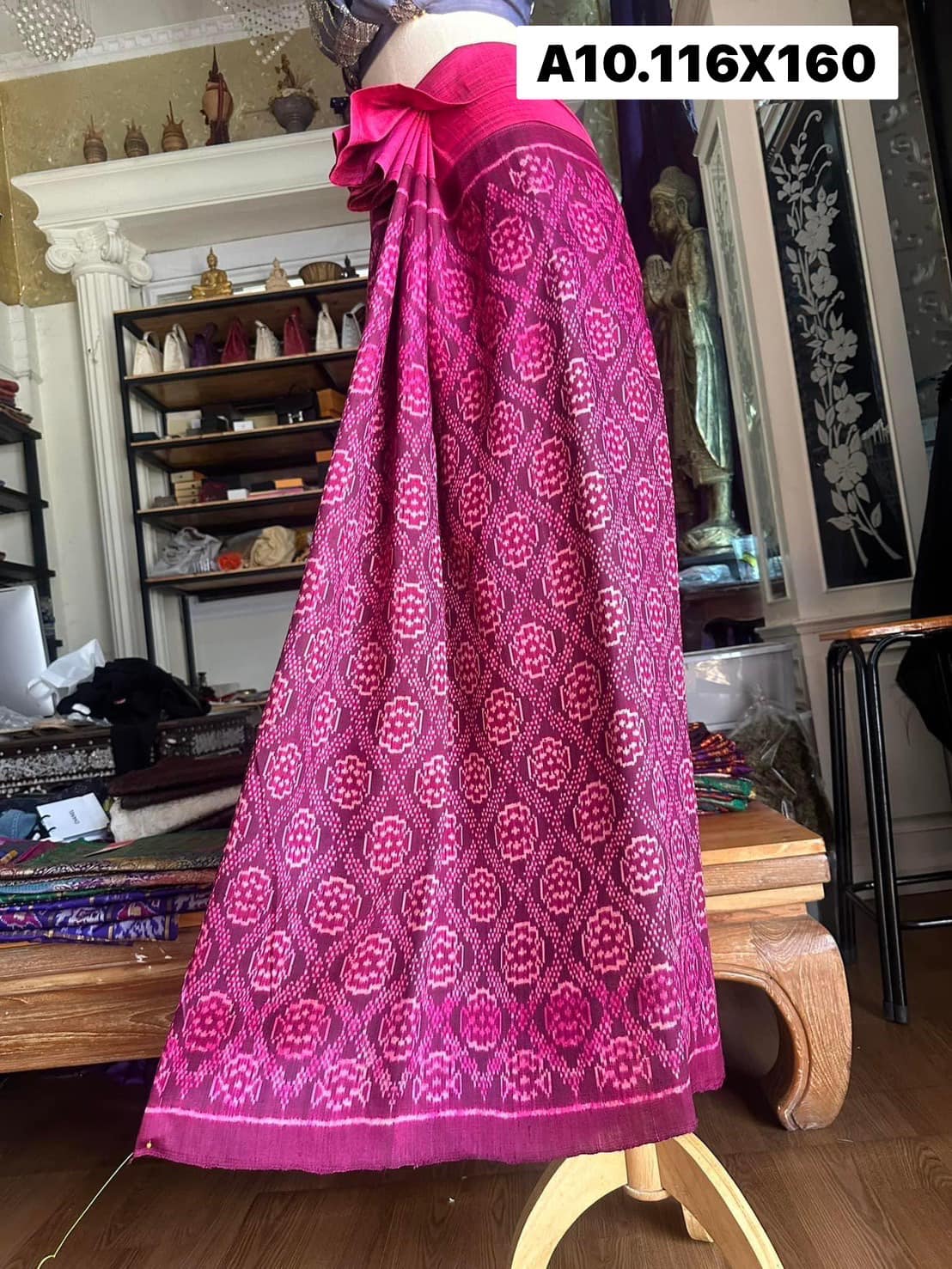 Battambang skirt, Baan Sao Hand silk, natural color, size 116x160cm, pink-purple, code N9-SIL-A10