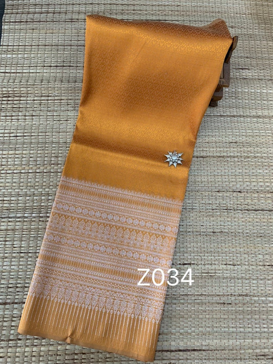 Surin silk skirt, Choeng Ngern Island, has a woman's face, size 1x2 meters, orange pattern, code N11-AA-Z034.