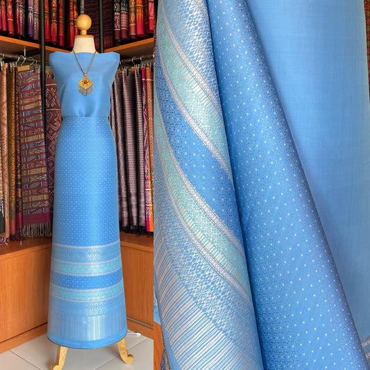 (Dress cloth) Lamphun silk (solid color 2 meters + pattern 2.4 meters) blue, code N90-MD-0429671112