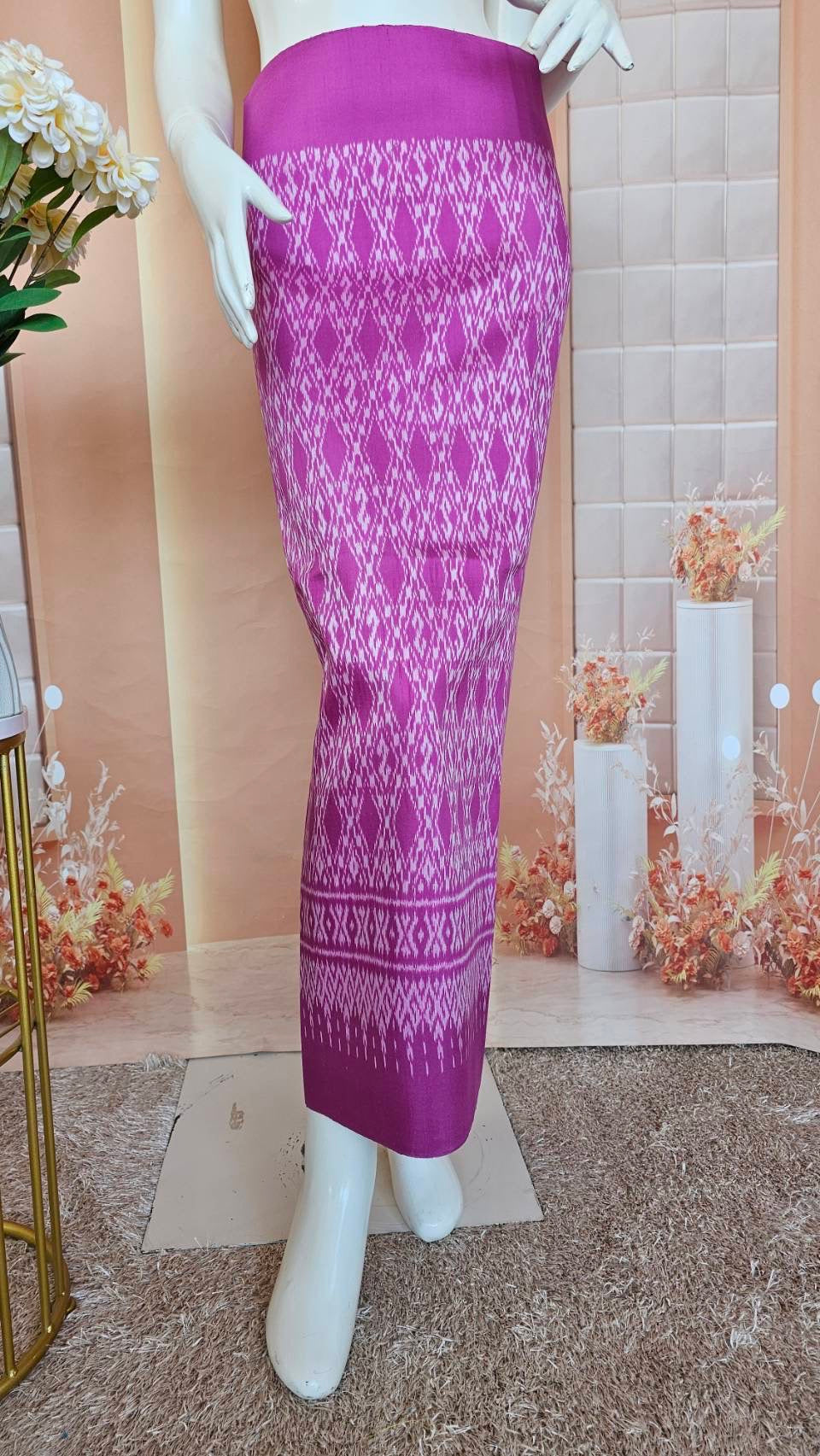 Mudmee silk sarong, 2 takor, size 1x2 yards, local pattern, pink, code R1Q-SN-0306671414