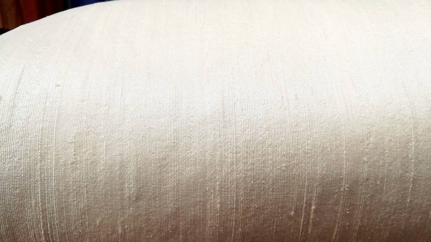 Solid-colored silk, made from home silk, has silk shavings, thick texture, ivory cream color, untreated, suitable for dyeing, printing, cut and sold by the yard, code D-NY-021166.