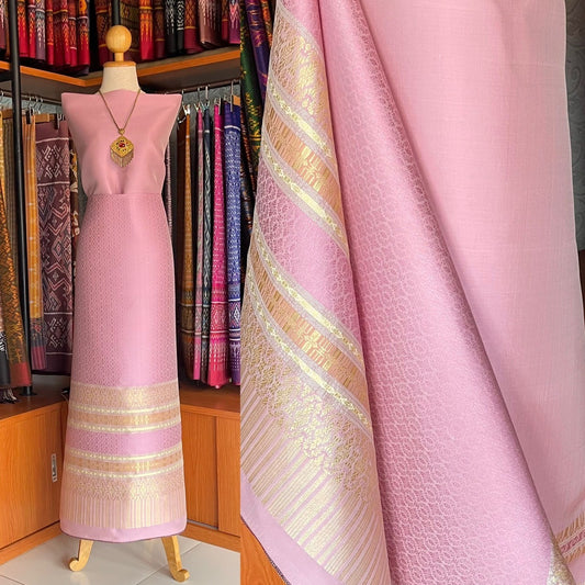 (Dress cloth) Surin large flower silk, size 1x4.4 meters (solid color 2 meters + pattern 2.4 meters), lotus petal pink, code N90-MD-06026712203