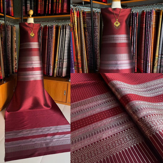 (Dress cloth) Lamphun silk (solid color 2 meters + pattern 2.4 meters) red, code N90-MD-01126713401