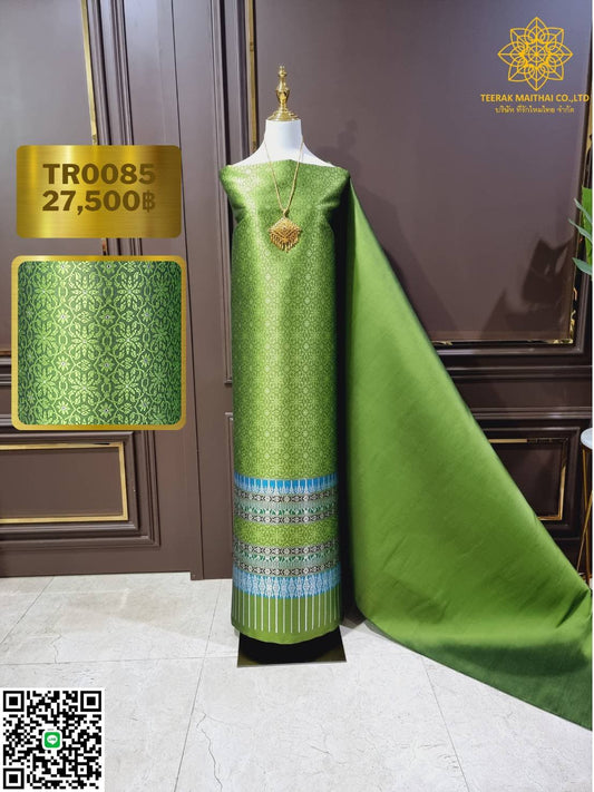 (Dress cloth) Lamphun silk Koh Choeng Tin Ngern (solid color 2 meters + pattern 2.4 meters), banana leaf green, code N90-29-TR0085