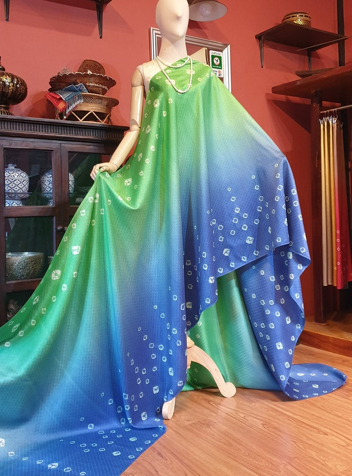 Modern solid-colored silk with 8 tako flowers, dyed with a cone top pattern, top and bottom, color slide, shades of green-blue, choose size, code BT-TT03.