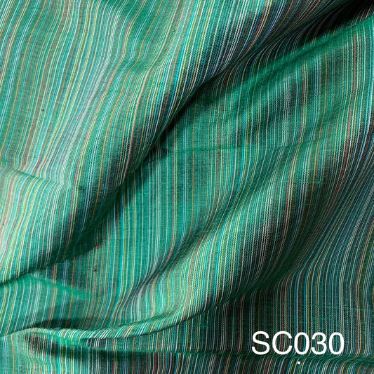 Striped silk, coarse texture, sold by the yard, green tone, code A8-AA-SC030.