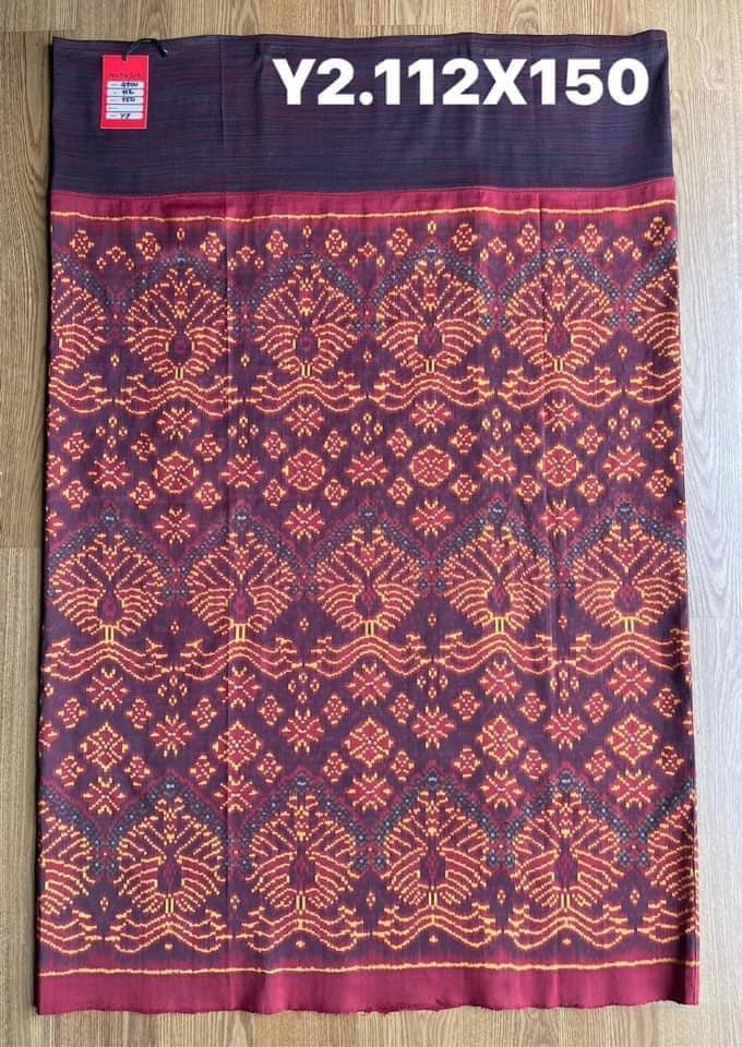 Battambang silk skirt, size 112x150cm, peacock pattern, purple-red background, code N9-SIL-Y2