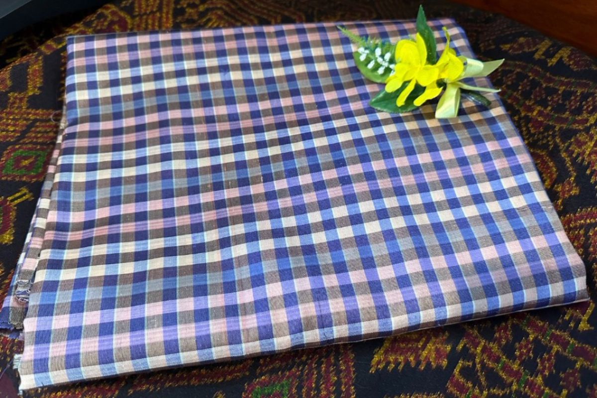 Thai Silk Checked / Plaid Weave Coarse texture (SKU-18009)