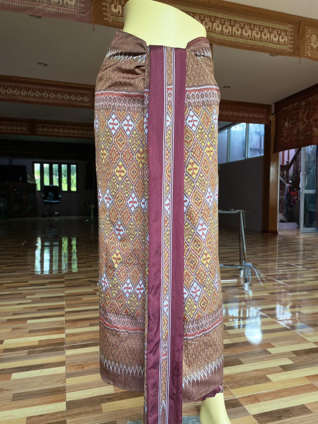 Mudmee silk sarong, real silk, natural color, fermented in mud, 3 tako, with ruffle, size 1x2 meters, Paka Trop (eggplant flower) pattern, brown, code M3P-33-0815660910