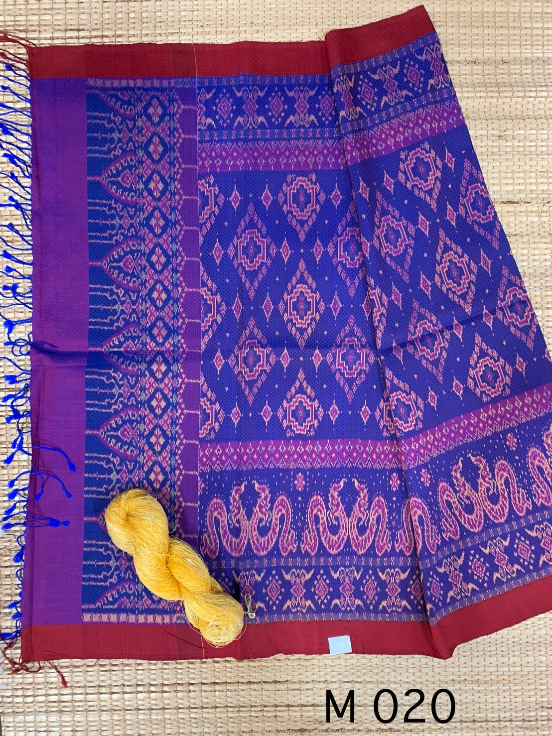 Mudmee silk sarong, real silk, 6 tako, has a front, ruffled hem, size 1x2 meters, purple, code L9A-AA-M020.