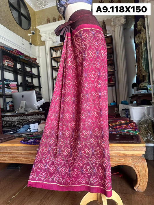 Battambang skirt, Baan Sao Hand silk, natural color, size 118x150cm, purple-pink, code N9-SIL-A9