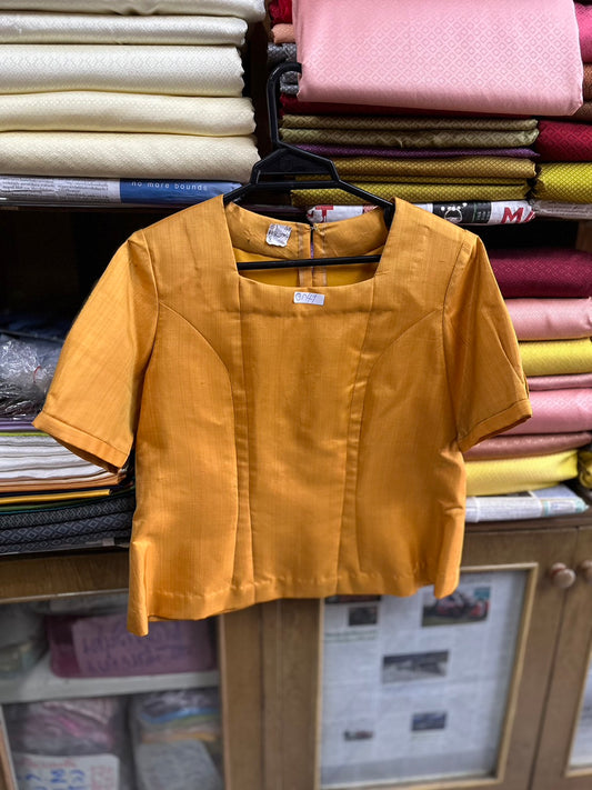 Women's shirt, plain colored silk, short sleeves, smooth texture, chest size 41 inches, brown, code WD-ST-1026660911