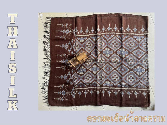 Large silk shawl with a woman's face, ruffled hem, size 105x230cm, eggplant flower pattern, indigo brown, code ZYH-AA-122566150211