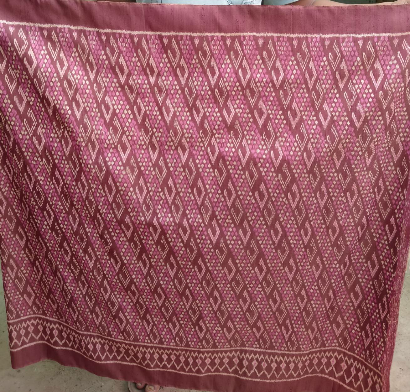 Mudmee silk skirt, Ban 3 Tako silk, size 1x2 meters, Siriwachiraporn pattern, shrimp paste pink, code PCS-NY-0322671