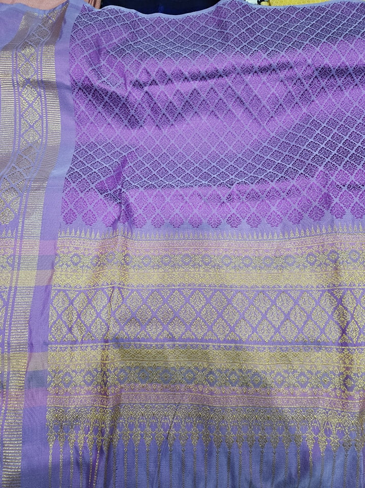 Surin silk skirt, real silk, 32 tako, has a woman's face, Koh Choeng Dinthong, size 1x2 meters, purple background, code N11-TT-1220662.