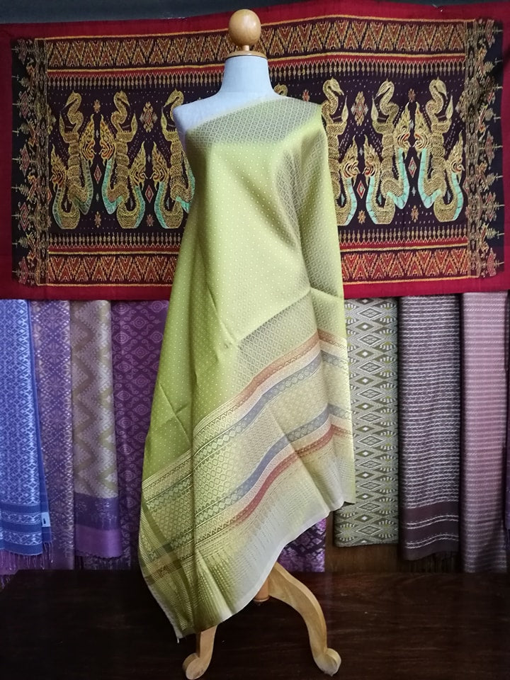 Surin silk skirt, real silk, size 1x2 meters, Koh Choeng Din Thong. Light green floor, code N11-NY06216620