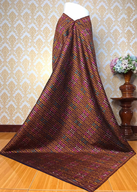 Mudmee silk sarong, 3 takor, size 1x2 meters, ol-prae-khaong pattern, brown background, code R2Q-KN-0507672148