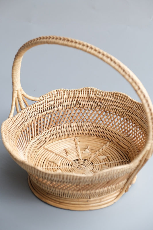 Wicker basket, wavy mouth basket shape, 10 inch base, code BK-35-10-104