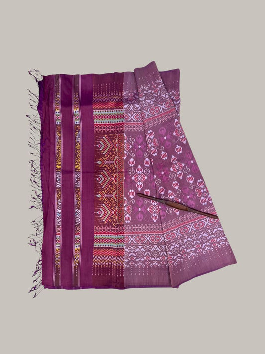 Mudmee silk sarong, real silk, natural color, 3 tako, woven on a roller coaster, with a ruffle hem, size 1x2 meters, Rajakanya flower pattern, pink background, code M3P-33-01236717492