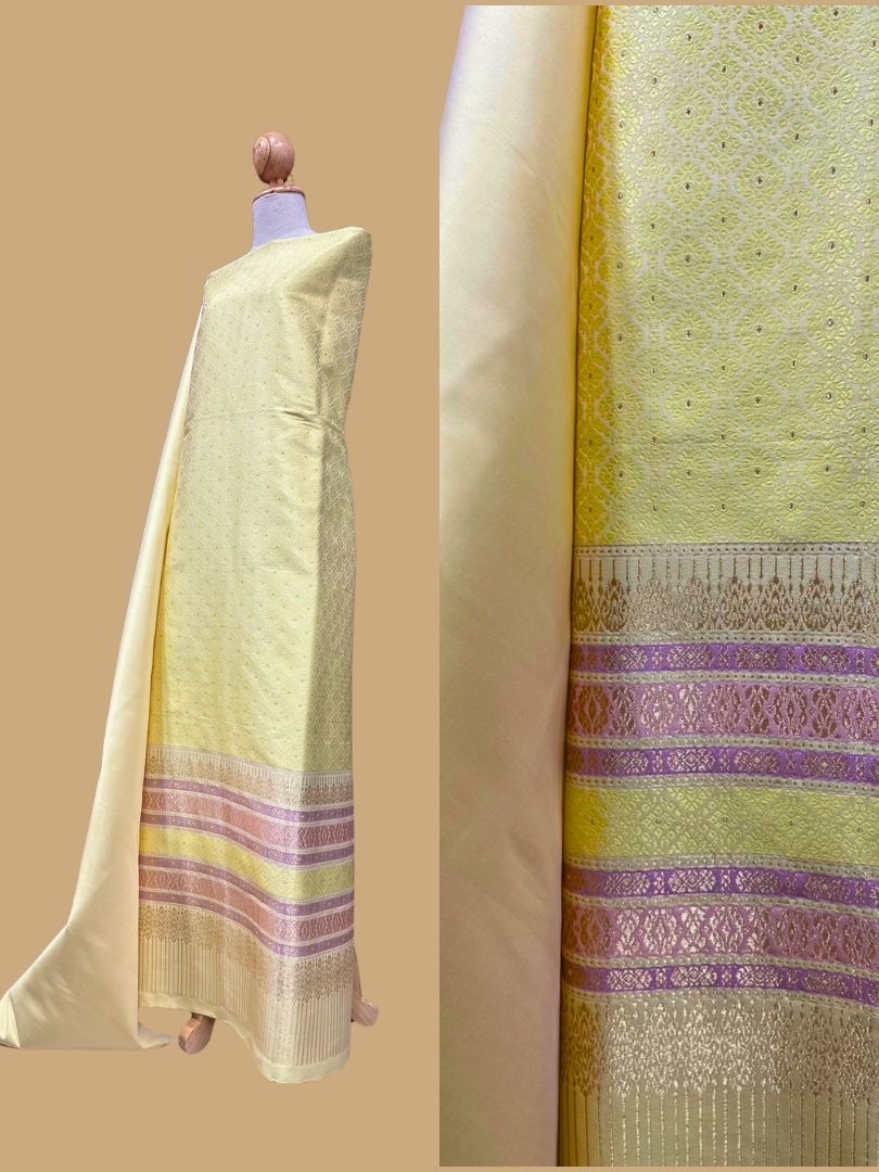 (Dress cloth) Lamphun silk (solid color 2 meters + pattern 2.4 meters) golden yellow, code N90-AA-01206718123